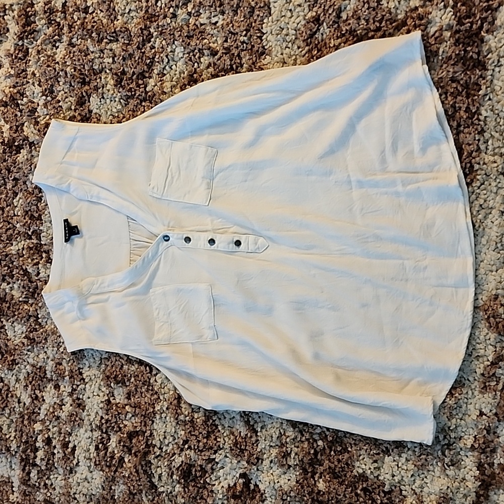 Torrid NWOT white linen tank top blouse